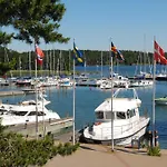 Hotel Strandbo 3*