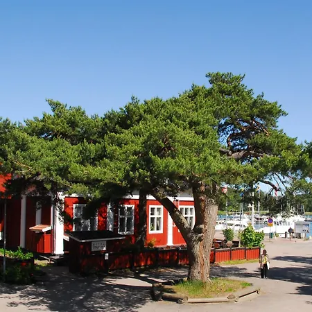 Strandbo Hotel Nauvo